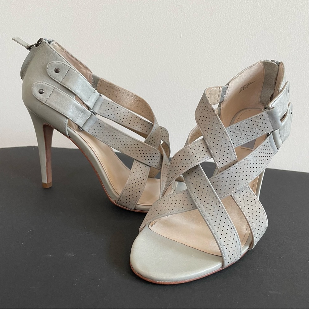 Classiques Entier Perforated Strappy Leather Heels